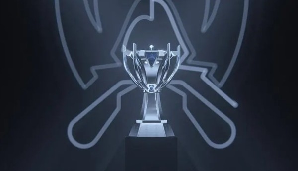 KRL： jL 和 iM 离开 NAVI，Spirit 签下 Perfecto(RUS) ， Cloud9 收购 NAVI Junior [更新]