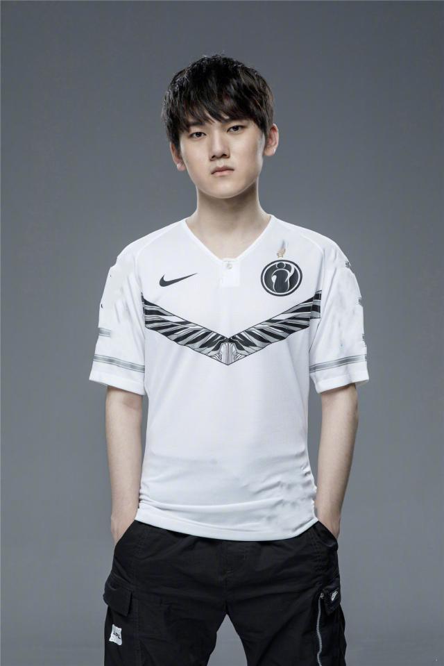 KPL赛事资讯：泪洒赛场的背后，是猫神与eStar缘分已尽